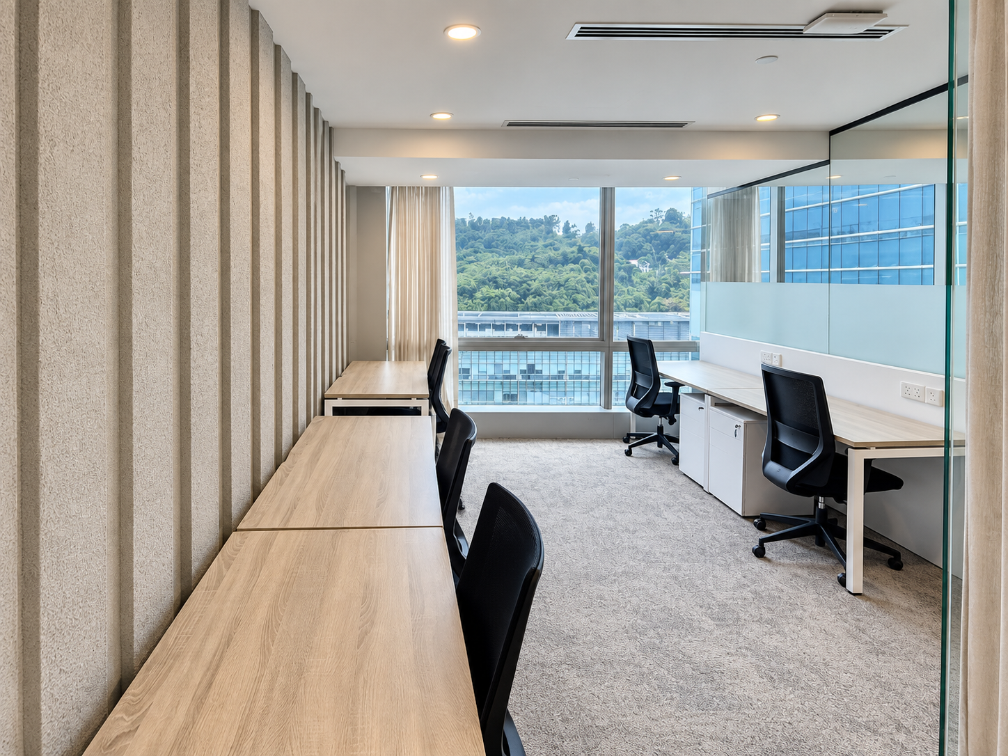 Room 1105 with window, 6 workstations at HarbourFront Tower 2