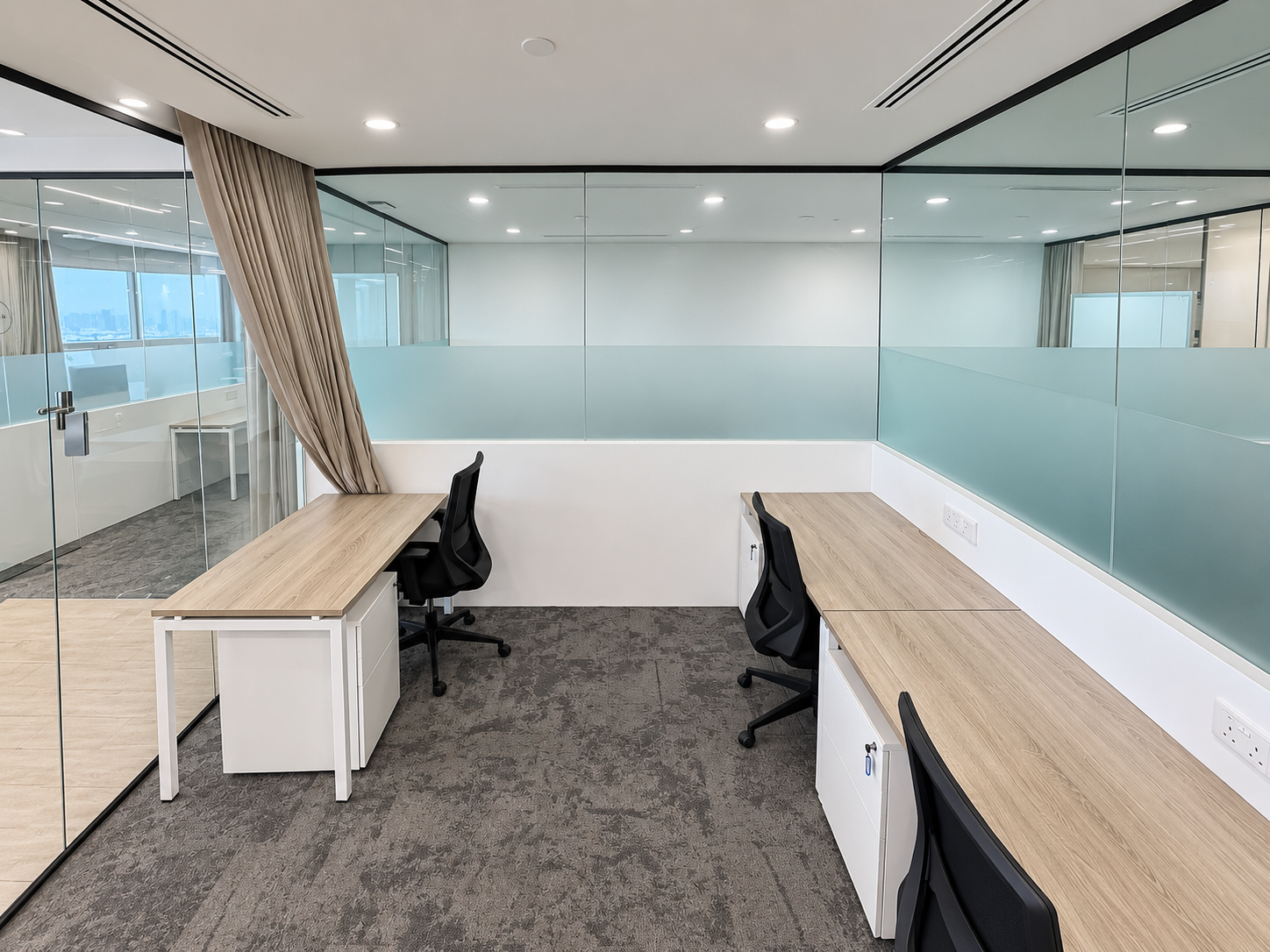 Room 1133 with internal setting, 3 workstations at HarbourFront Tower 2